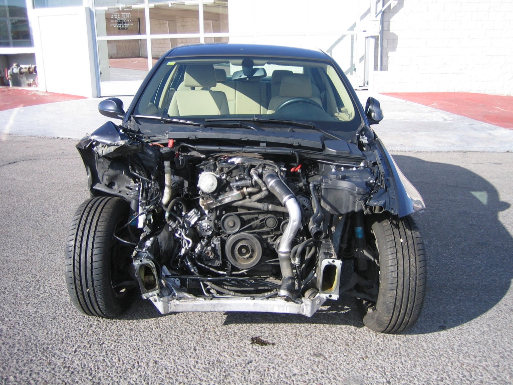 VISTA DELANTERA BMW 320 D 2.0 163CV