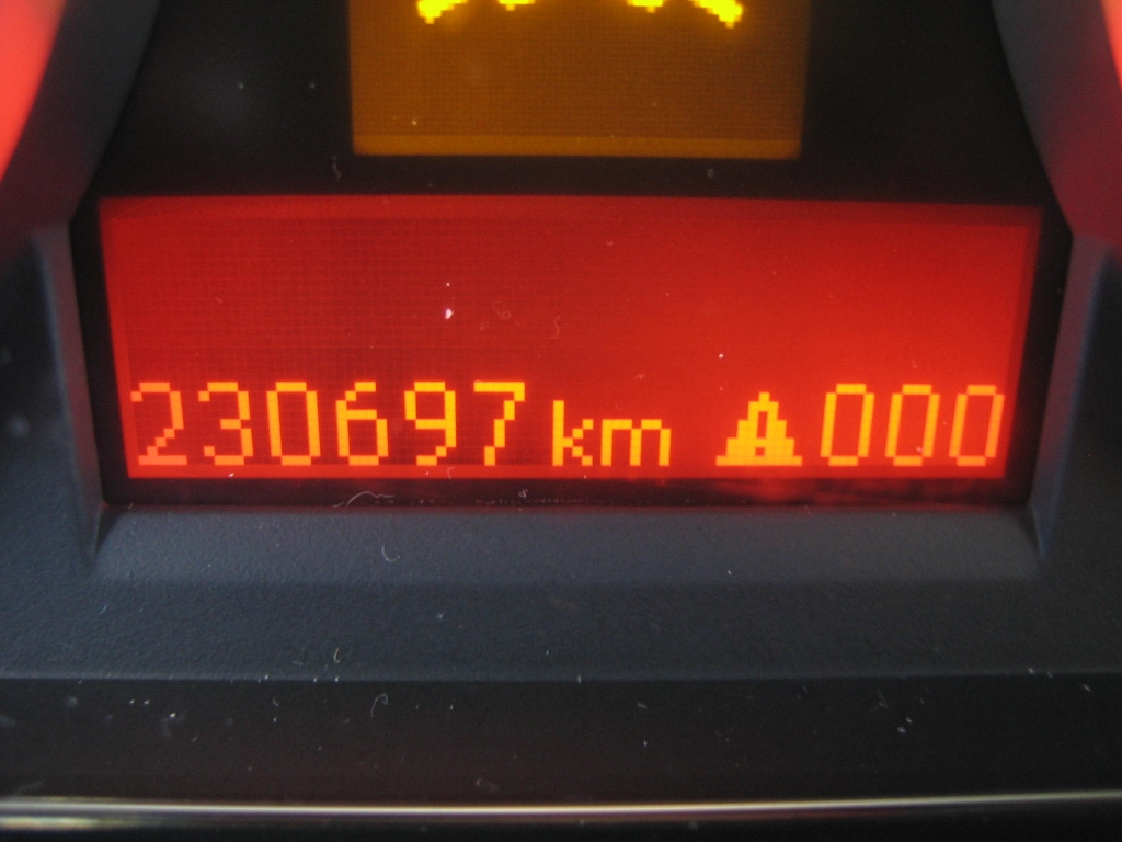 VISTA KM BMW 320 D 2.0 163CV