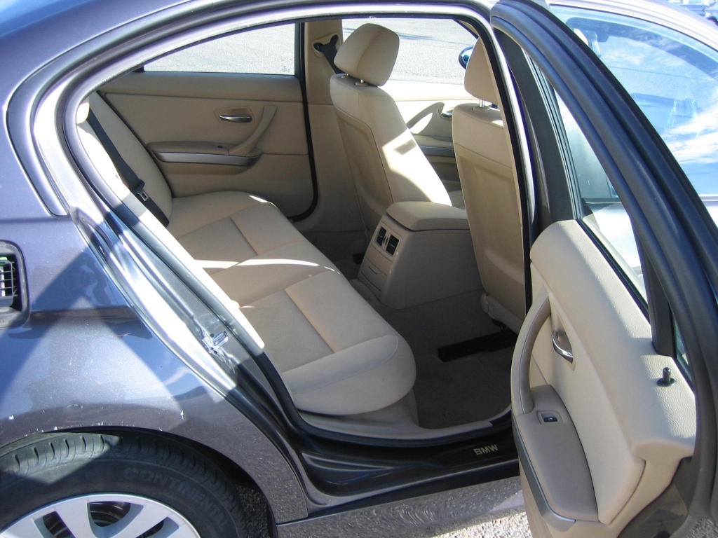 VISTA INTERIOR TRASERO 2 BMW 320 D 2.0 163CV