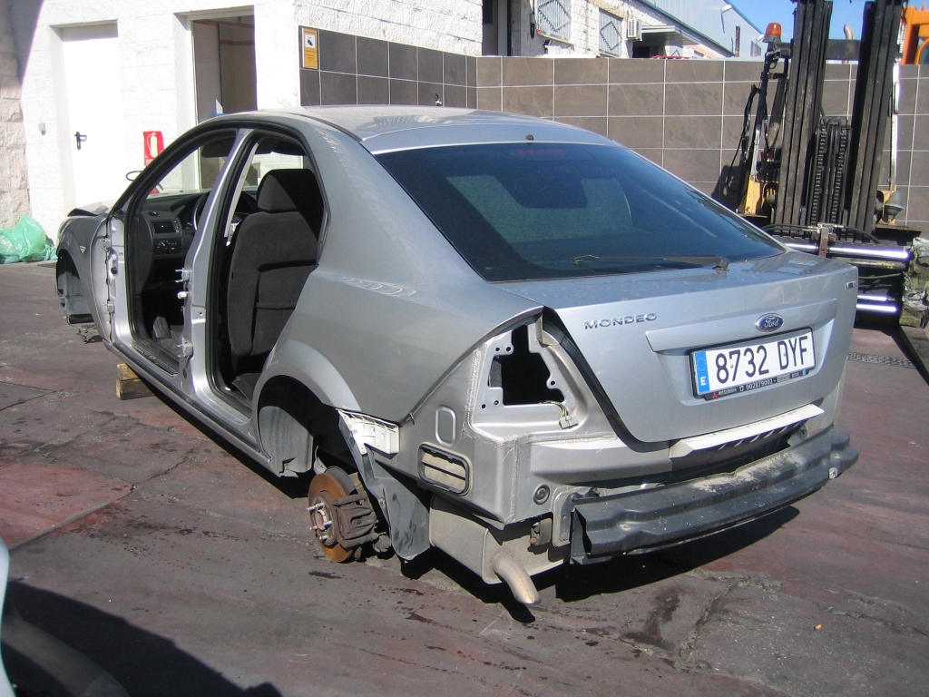 FORD MONDEO