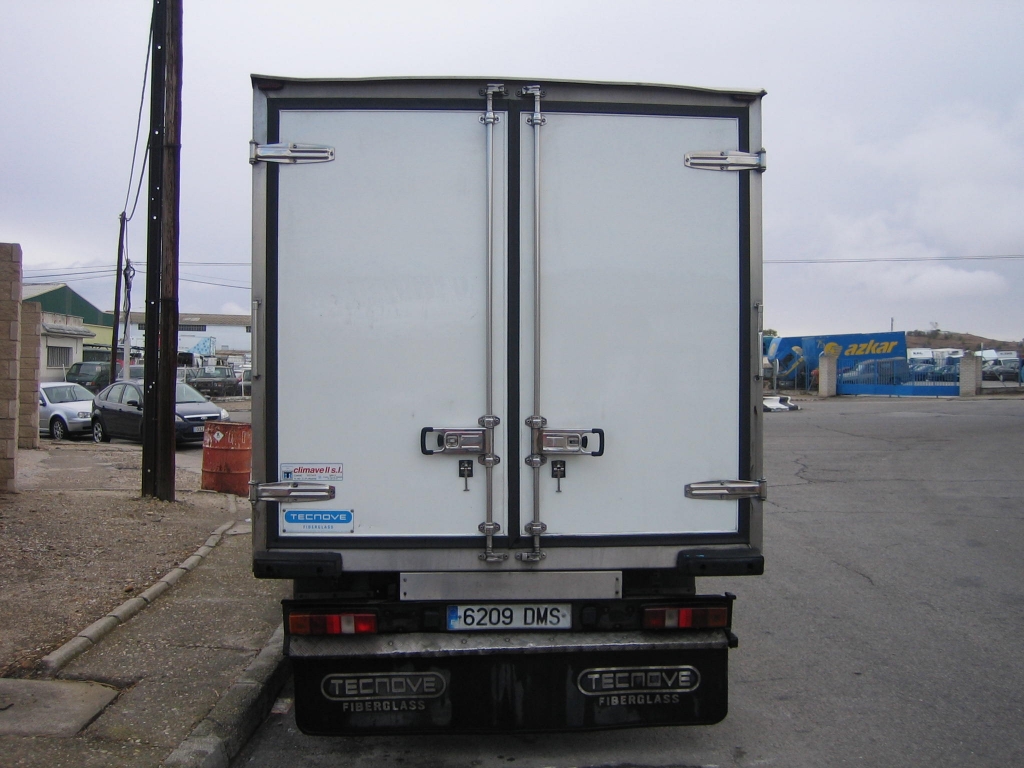 VISTA TRASERA FORD TRANSIT 135T350 2.4 TDCI 135CV ISOTERMO