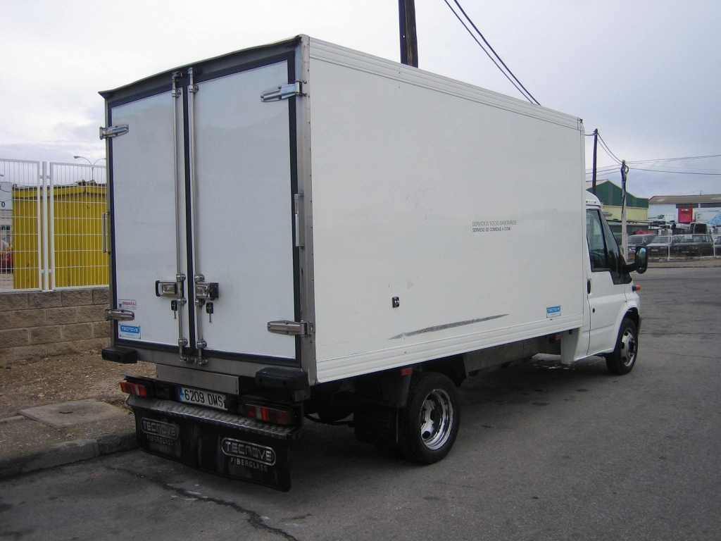 VISTA TRASERA DERECHA FORD TRANSIT 135T350 2.4 TDCI 135CV ISOTERMO