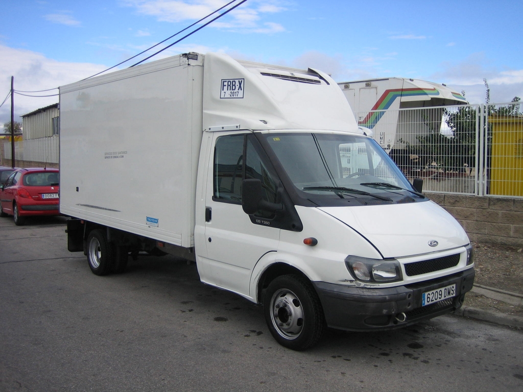 VISTA DELANTERA DERECHA FORD TRANSIT 135T350 2.4 TDCI 135CV ISOTERMO 