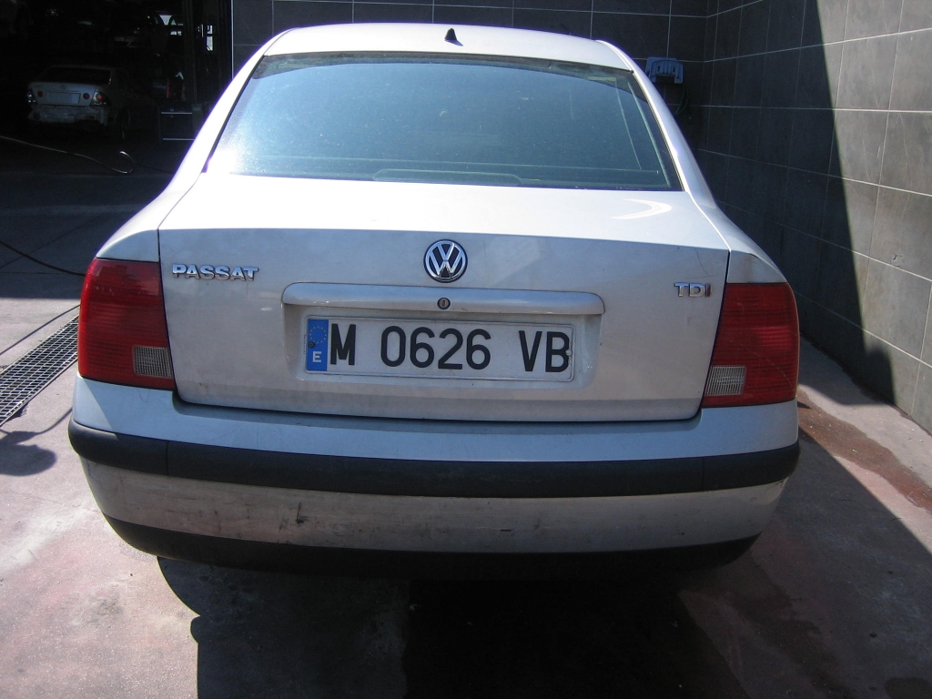 VOLSWAGEN PASSAT 1.9 TDI 110CV