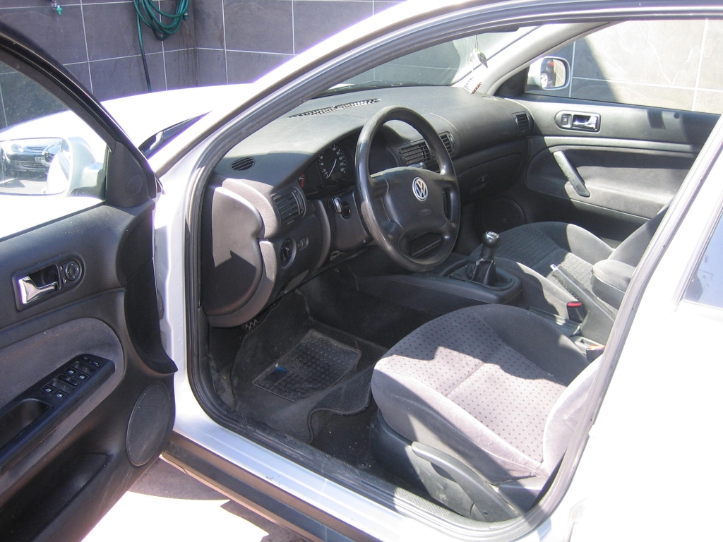 VOLSWAGEN PASSAT 1.9 TDI 110CV