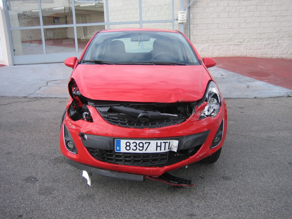 VISTA DELANTERA OPEL CORSA 1.3 CDTI 95CV