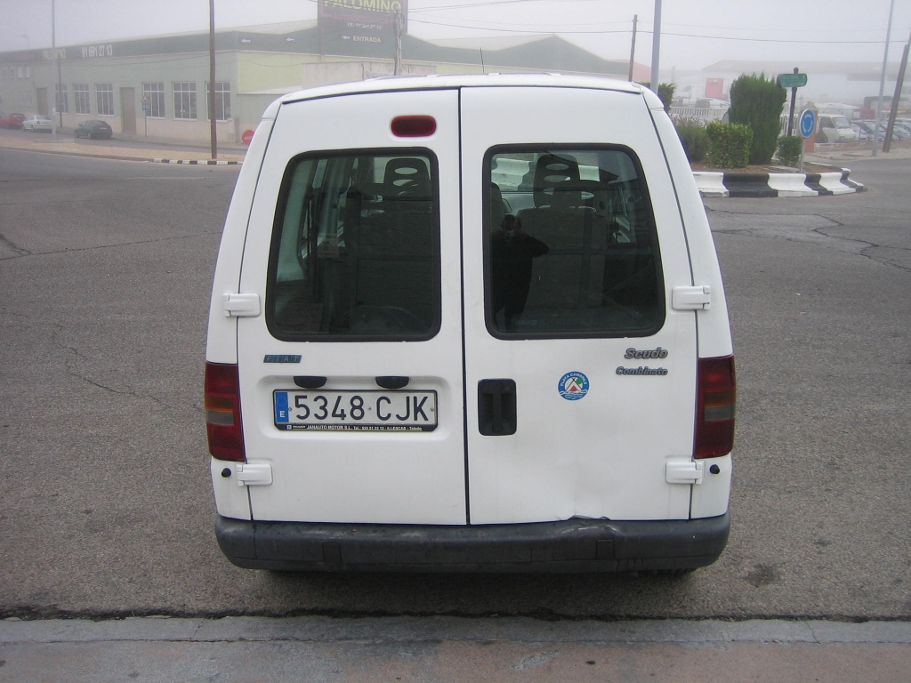 VISTA TRASERA FIAT SCUDO COMBI 2.0 TD 108CV