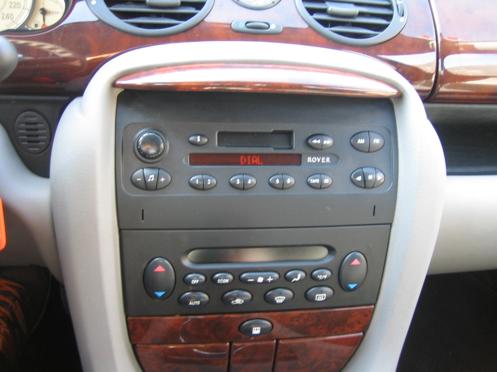 VISTA CLIMA Y AUDIO ROVER 75 2.0 CDT 115CV