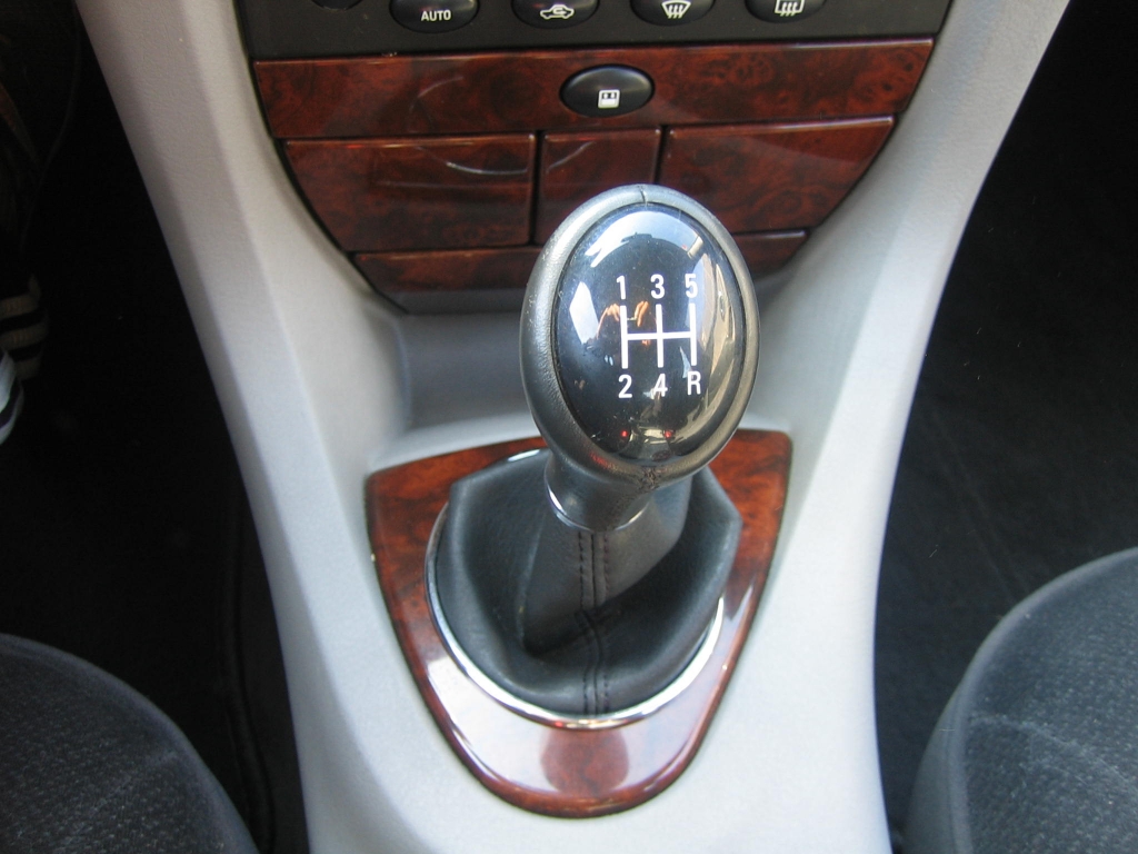 VISTA CAMBIO ROVER 75 2.0 CDT 115CV