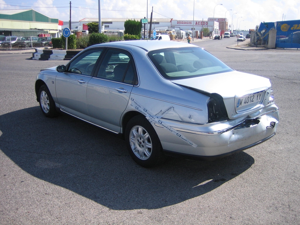 VISTA TRASERA IZQUIERDA ROVER 75 2.0 CDT 115CV