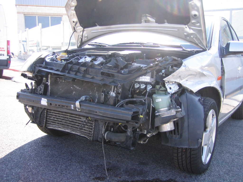 VISTA GOLPE DELANTERO FORD FIESTA 1.6 TDCI 90CV