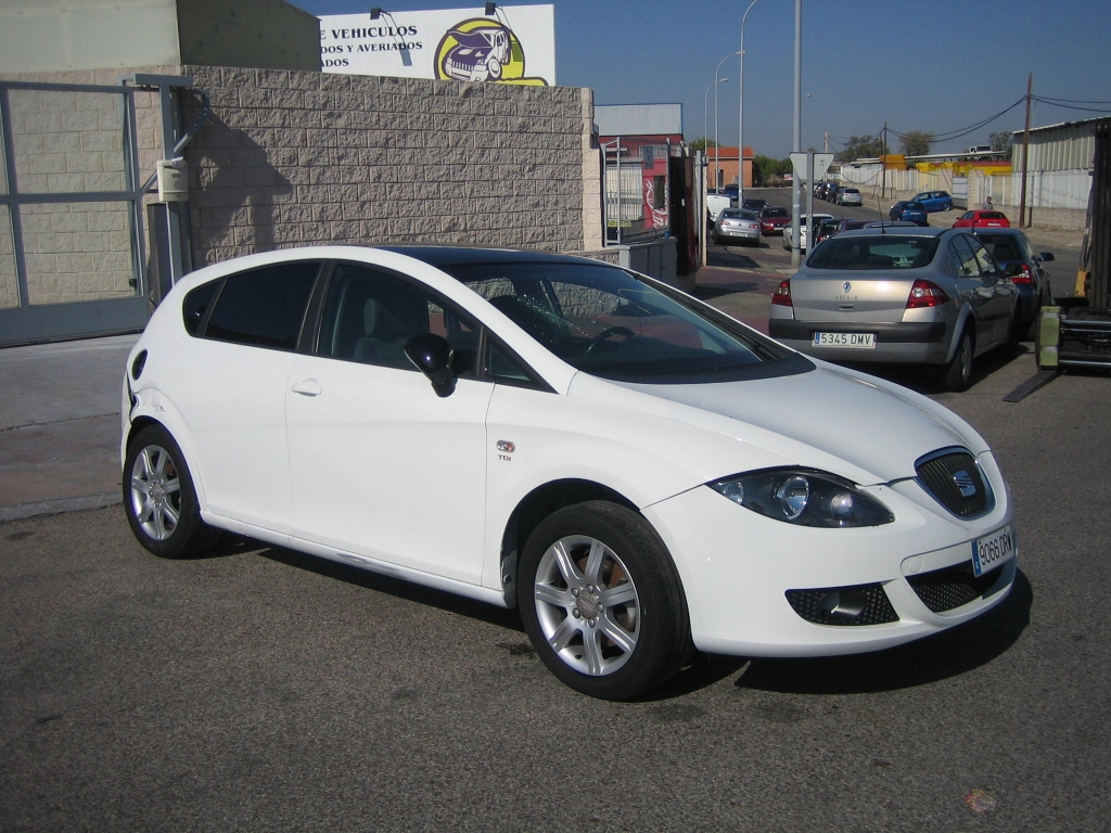VISTA DELANTERA DERECHA SEAT LEON 1.9 TDI 140CV
