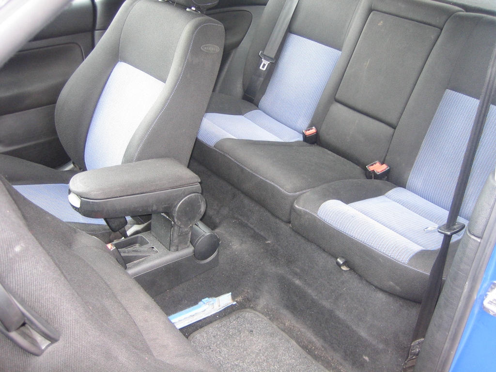 VISTA INTERIOR TRASERO VOLKSWAGEN GOLF 1.9 TDI 110CV