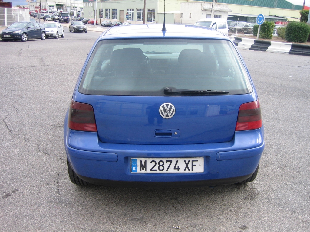 VISTA TRASERA VOLKSWAGEN GOLF 1.9 TDI 110CV