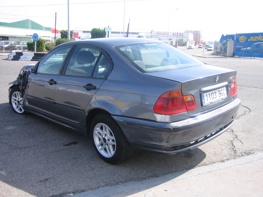 VISTA TRASERA IZQUIERDA VISTA GOLPE