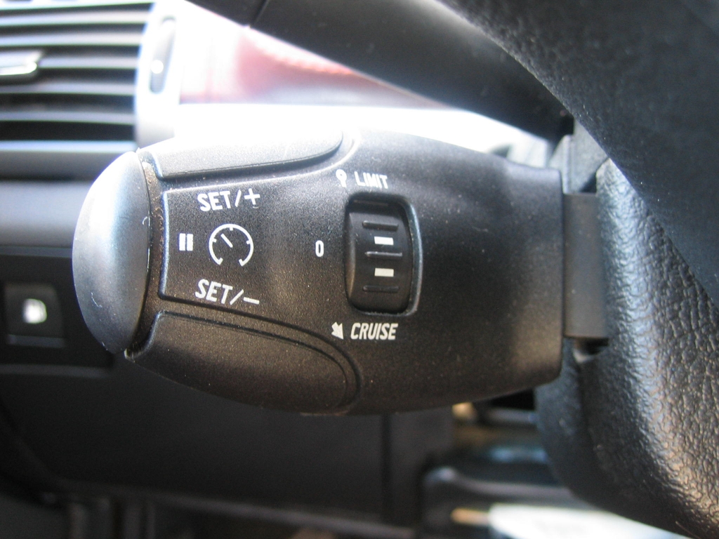 VISTA TEMPOMAT PEUGEOT 407 COUPE 2.7 204CV AUTOMATICO