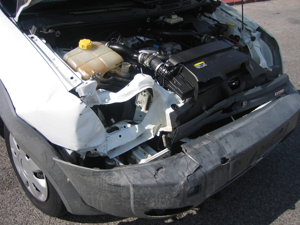 VISTA GOLPE FORD TOURNEO CONET 1.8 TDCI 75CV COMBI