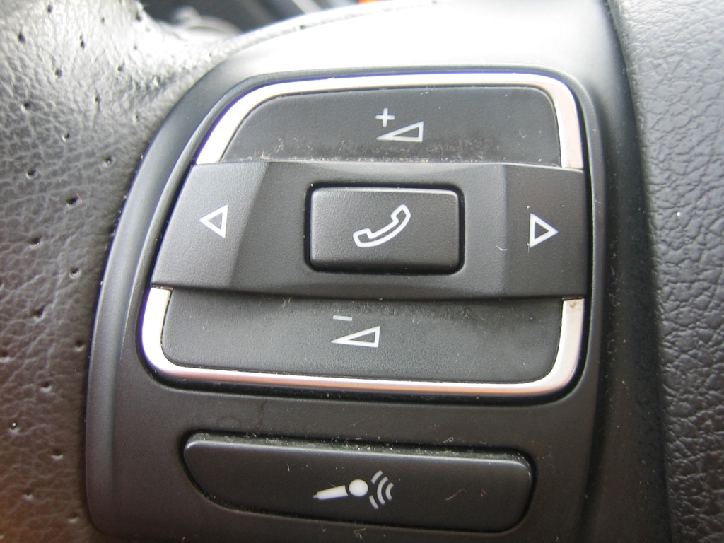 VISTA TLF EN VOLANTE SEAT LEON COPA STYLE 1.6 TDI 105CV