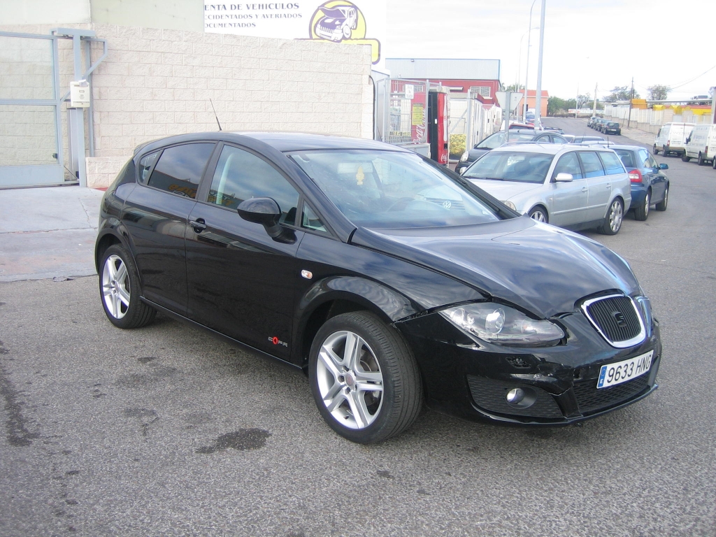VISTA DELANTERA DERECHA SEAT LEON COPA STYLE 1.6 TDI 105CV