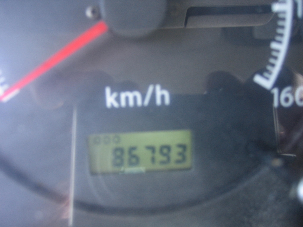 VISTA KM NISSAN CABSTAR 3.0 105CV CAMION CAJA ABIERTA