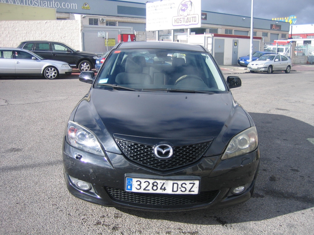 VISTA DELANTERA MAZDA 3 1.6 CRDT SPORTIVE 110CV