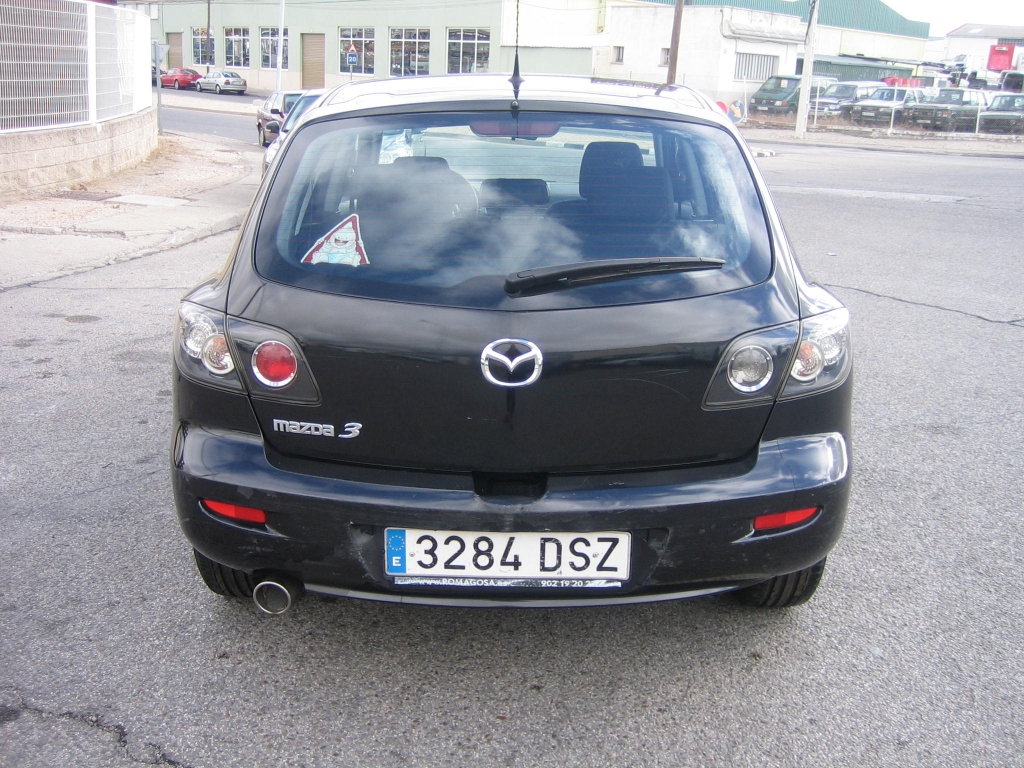 VISTA TRASERA MAZDA 3 1.6 CRDT SPORTIVE 110CV
