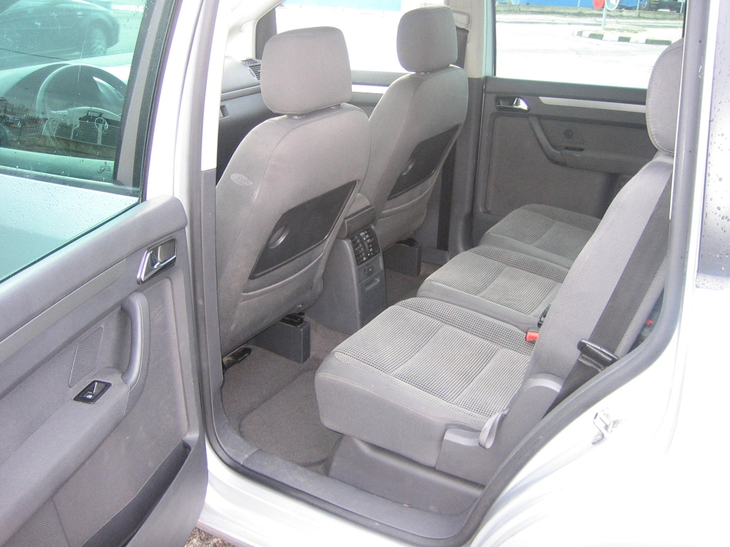 VISTA INTERIOR TRASERO VOLSWAGEN TOURAN 2.0 TDI 140CV DSG