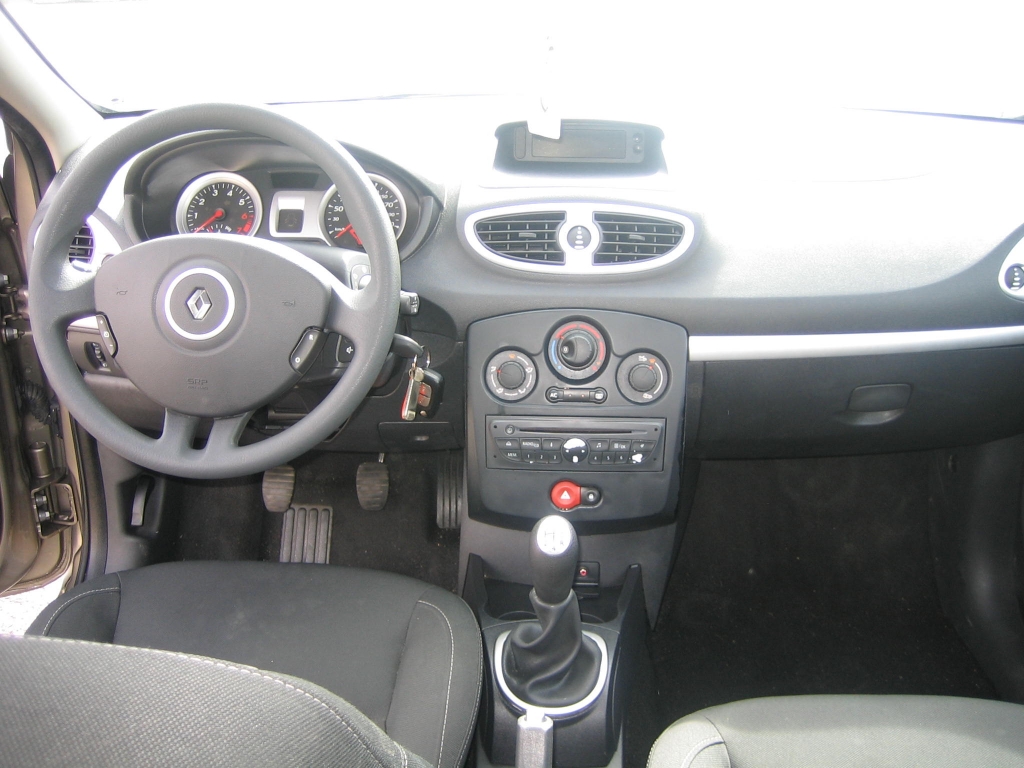 VISTA SALPICADERO RENAULT CLIO 1.2 I 100CV GASOLINA