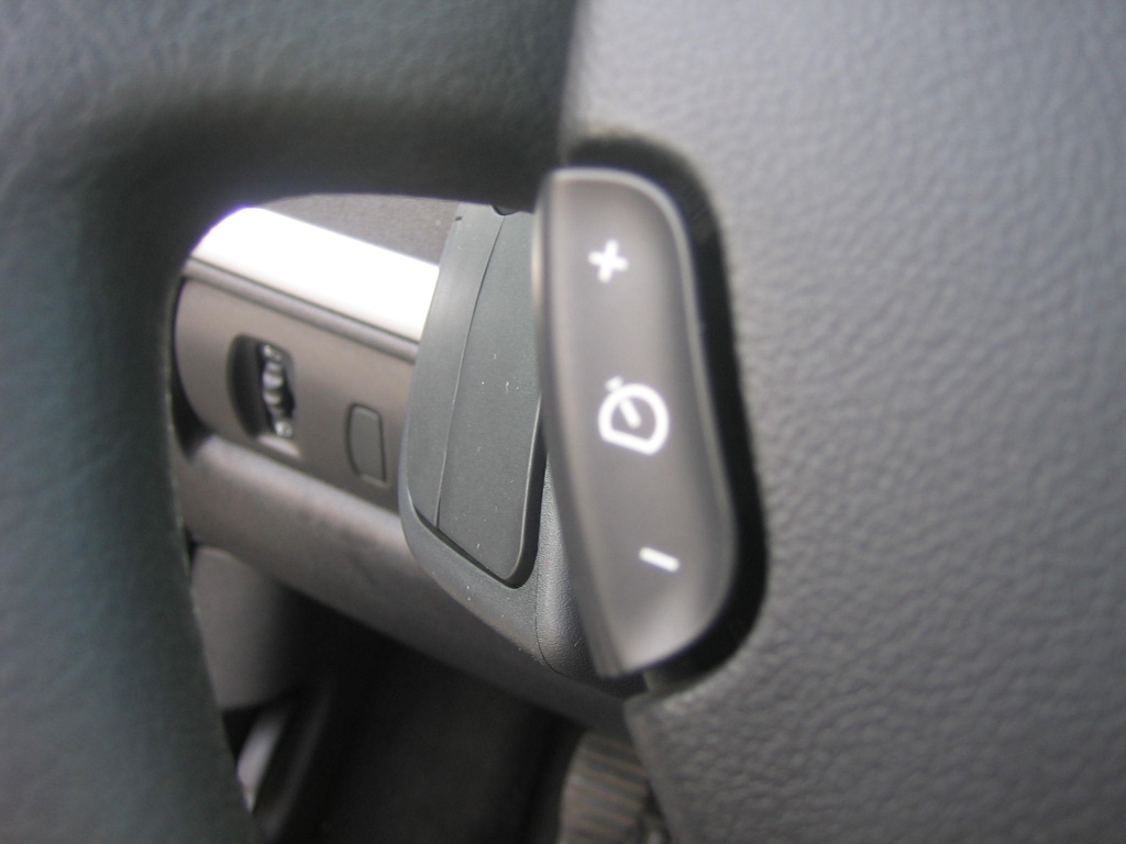 VISTA TEMPOMAT RENAULT CLIO 1.2 I 100CV GASOLINA