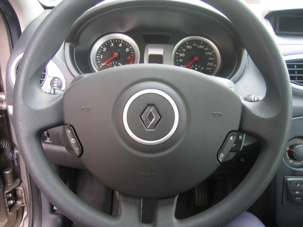 VISTA VOLANTE MULTI FUNCION RENAULT CLIO 1.2 I 100CV GASOLINA