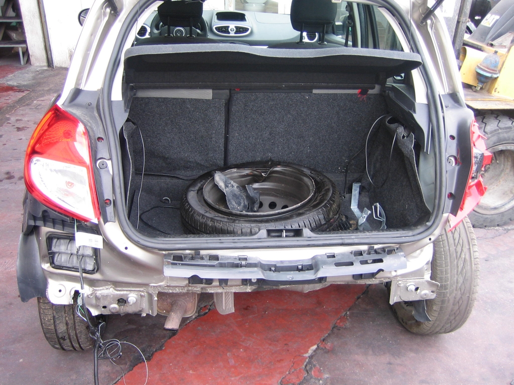 VISTA MLETERO RENAULT CLIO 1.2 I 100CV GASOLINA