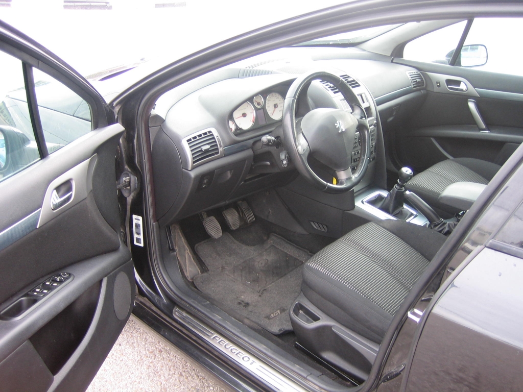 VISTA INTERIOR IZQUIERDO PEUGEOT 407 SW ST SPORT 2.0 HDI 136CV