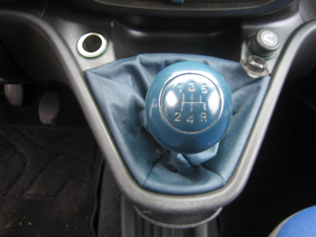 VISTA CAMBIO FIAT DOBLO 1.9 JTD 100CV