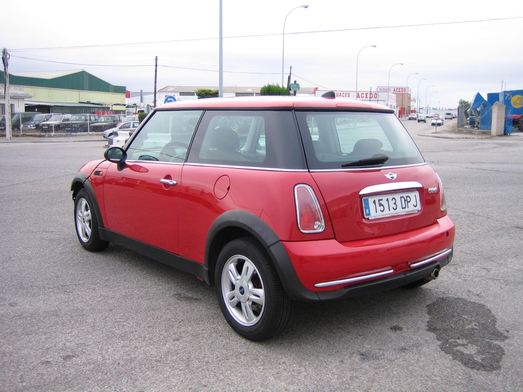 VISTA TRASERA IZQUIERDA MINI COOPER 1.6 GASOLINA 115CV