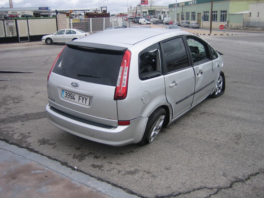 VISTA TRASERA DERECHA FORD C-MAX 1.6 TDCI 90CV 