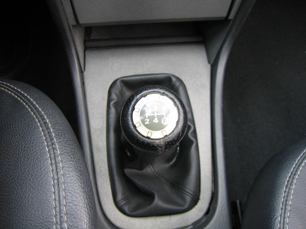 VISTA CAMBIO MG ZS 2.0 TD 113CV