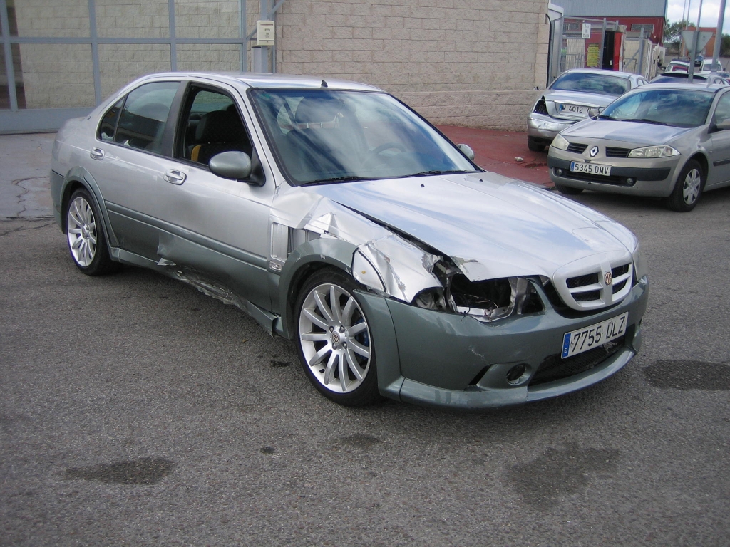 VISTA DELANTERA DERECHA MG ZS 2.0 TD 113CV