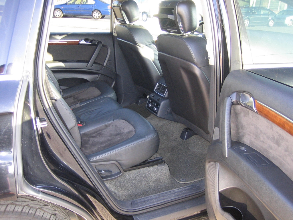 VISTA INTERIOR TRASERO 2 AUDI Q7 3.0 TDI 232CV 7 PLAZAS