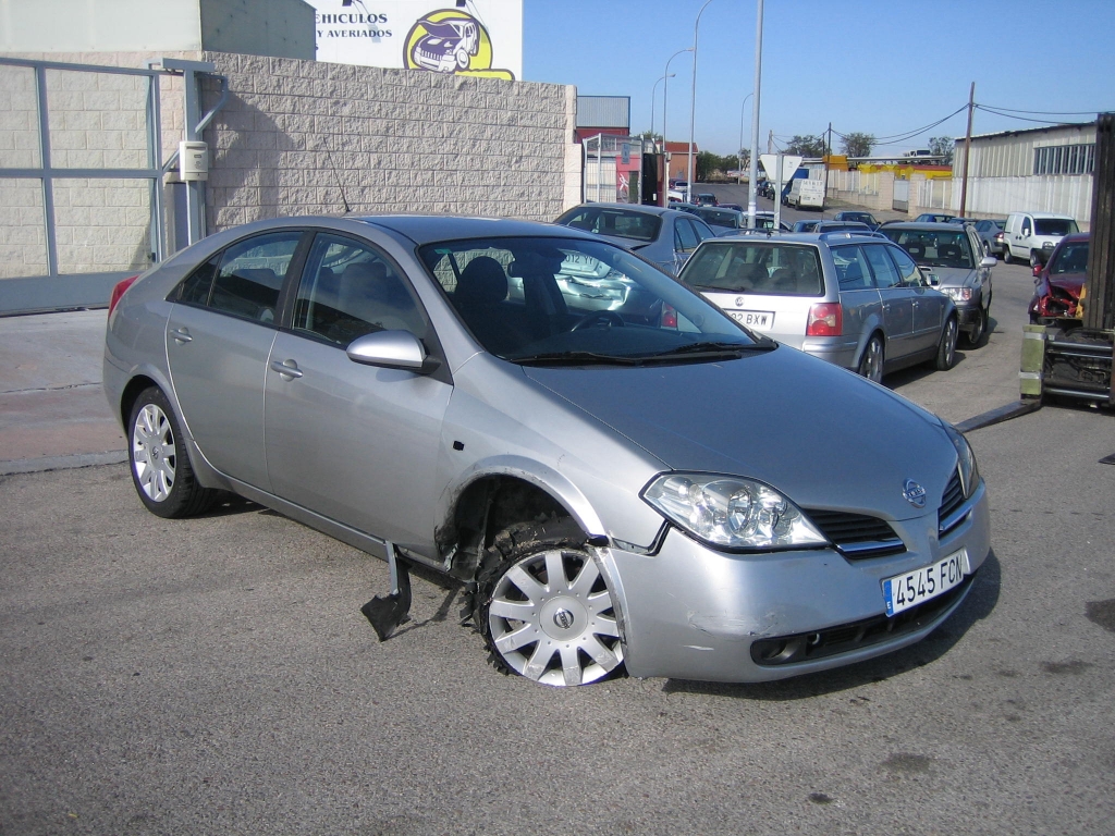 VISTA DELANTERA DERECHA NISSAN PRIMERA 1.9 DCI 120CV