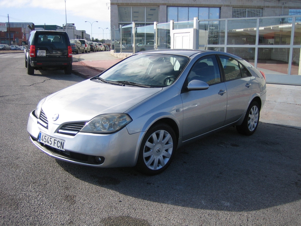 VISTA DELANTERA IZQUIERDA NISSAN PRIMERA 1.9 DCI 120CV
