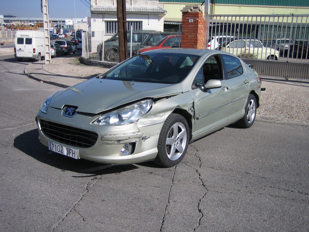 VISTA DELANTERA IZQUIERDA PEUGEOT 407 2.2 163CV AUTOMATICO GASOLINA