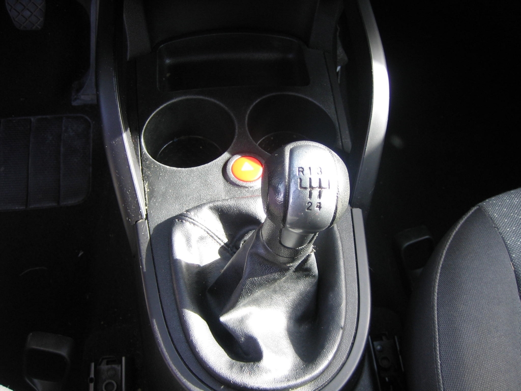 VISTA CAMBIO SEAT ALTEA 1.9 TDI SPORT 105CV