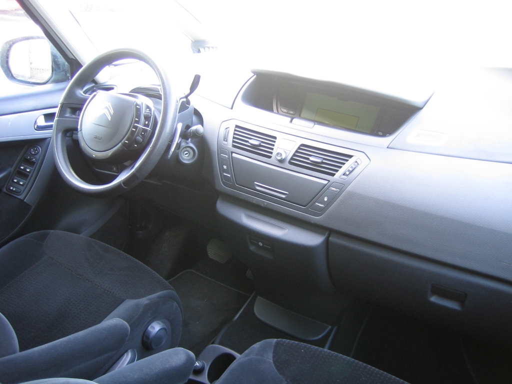 VISTA SLPICADERO CITROEN  C-4 PICASSO 2.0HDI 136CV
