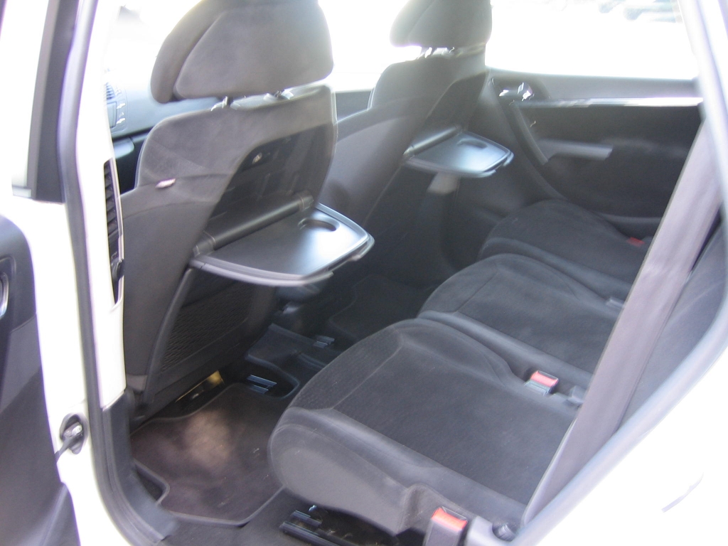 VISTA INTERIOR TRASERO CITROEN  C-4 PICASSO 2.0HDI 136CV
