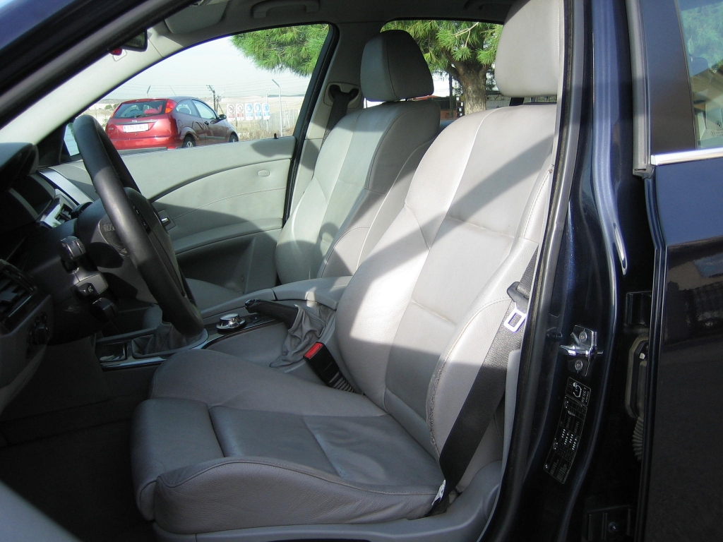 VISTA INTERIOR DELANTERO BMW 530 D 3.0 217CV