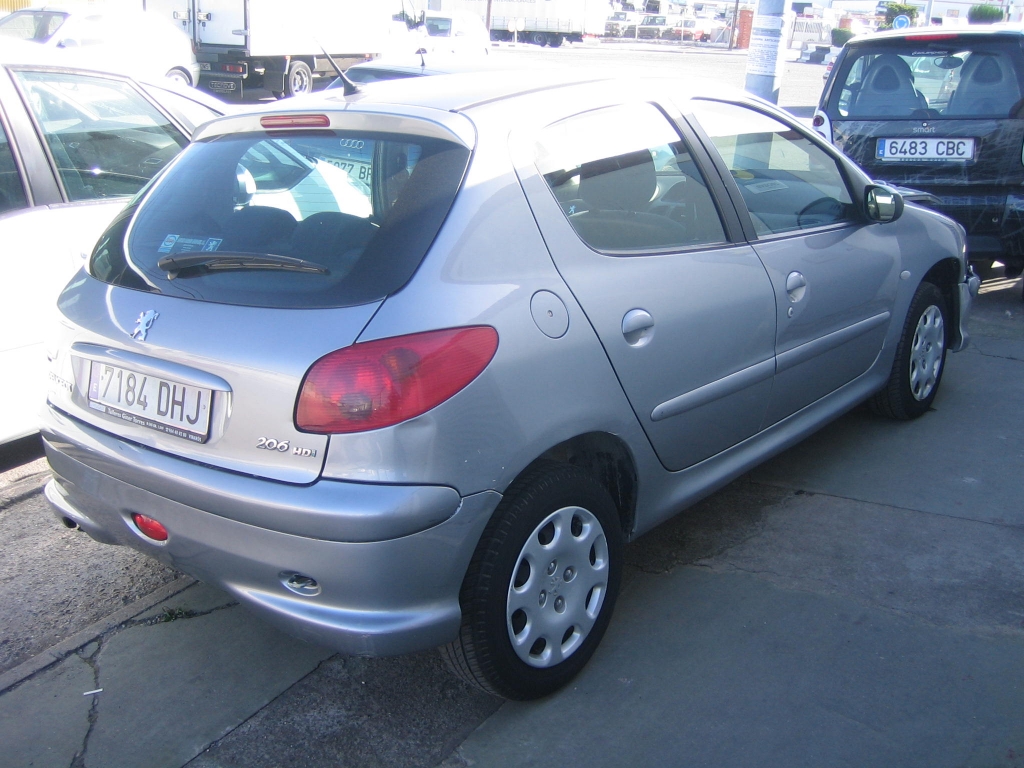 PEUGEOT 206 1.4 HDI 68CV