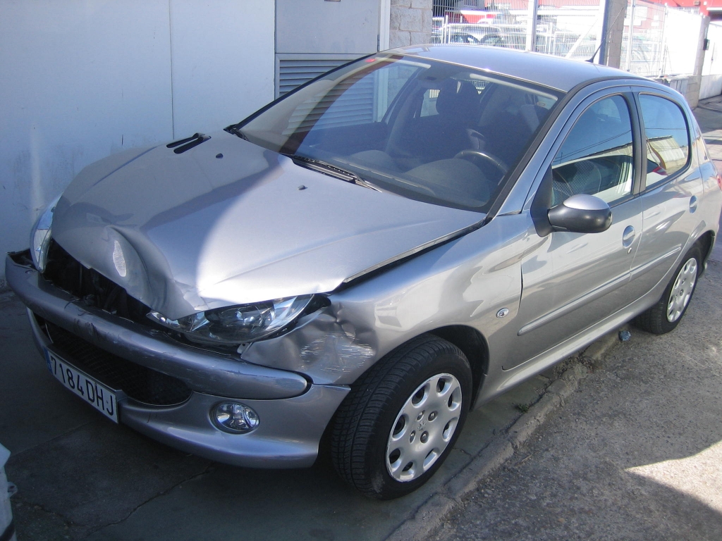 PEUGEOT 206 1.4 HDI 68CV