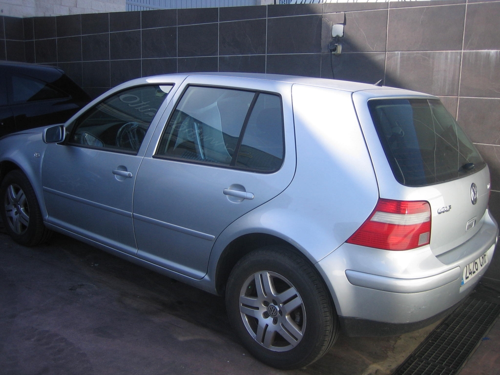 VOLSWAGEN GOLF IV 1.9 TDI 130CV