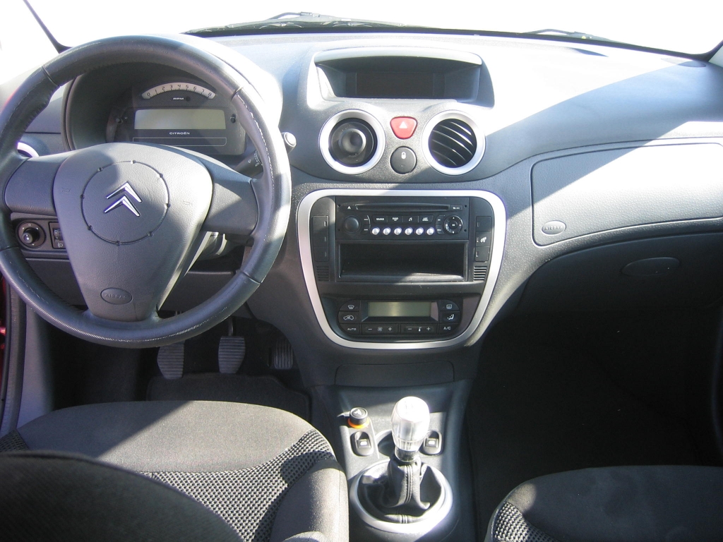 VISTA SALPICADERO CITROEN C-2 1.4 I VTR 73CV