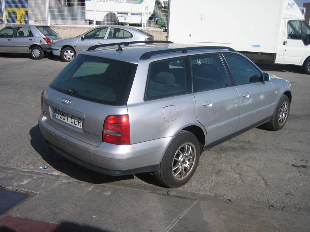 AUDI A-4 VARIANT 2.5 TDI 150CV